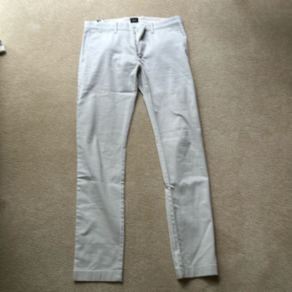 J crew, 32x34, cream , jeans, men’s slim straight